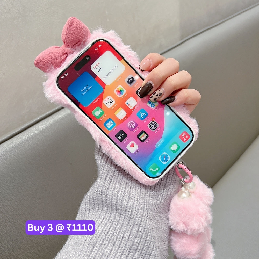 Bow Pattern Furry Soft Phone Case with Furry Bracelet - Samsung S25 Ultra