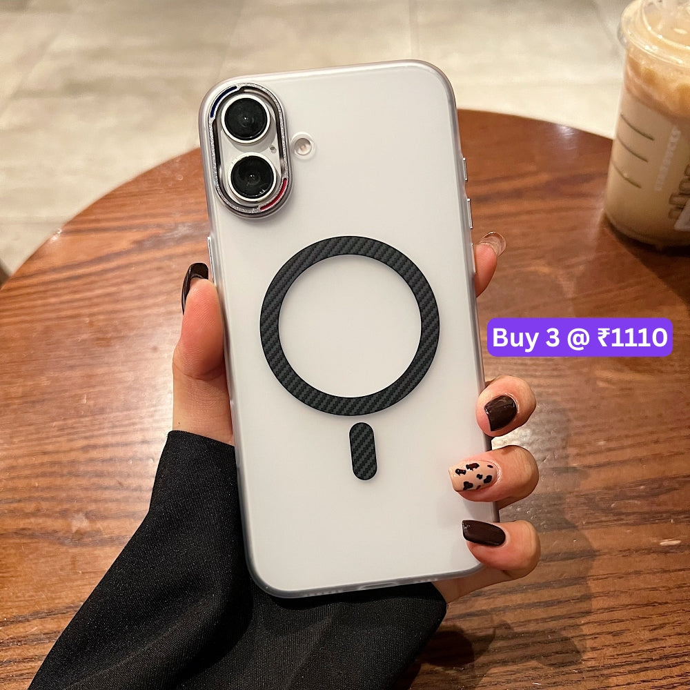 Carbon Fiber Pattern Built-in Magnetic Shockproof Phone Case - iPhone 16