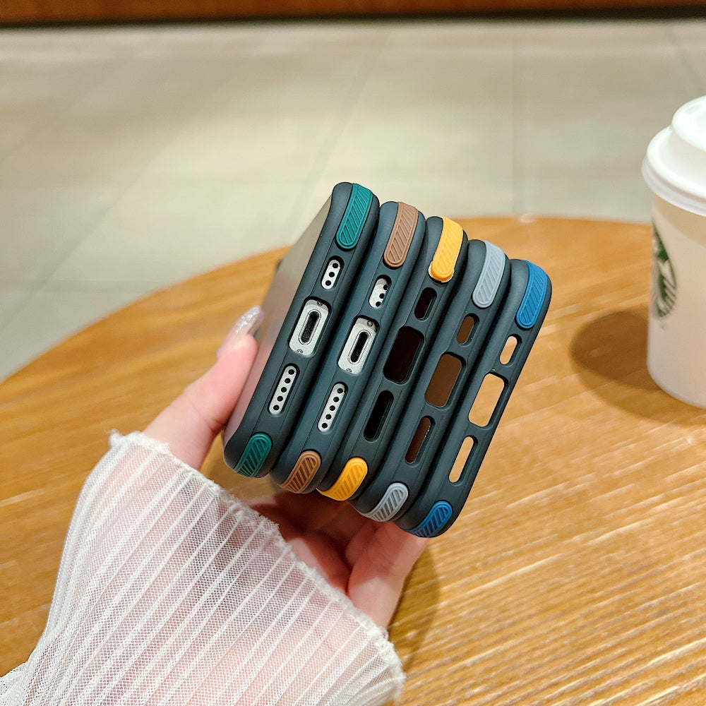 Grip Lining Smoke PC (Hard) Phone Cover - iPhone 15 Pro