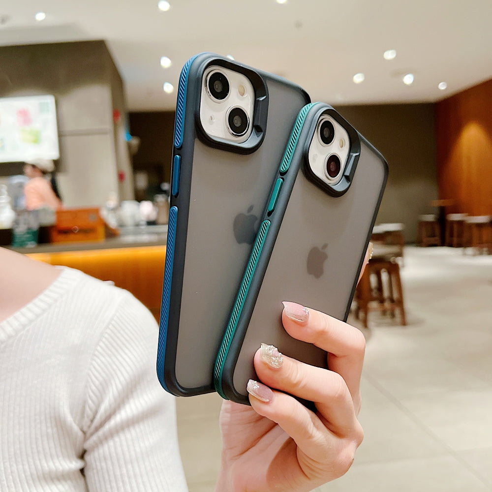 Grip Lining Smoke PC (Hard) Phone Cover - iPhone 15 Pro