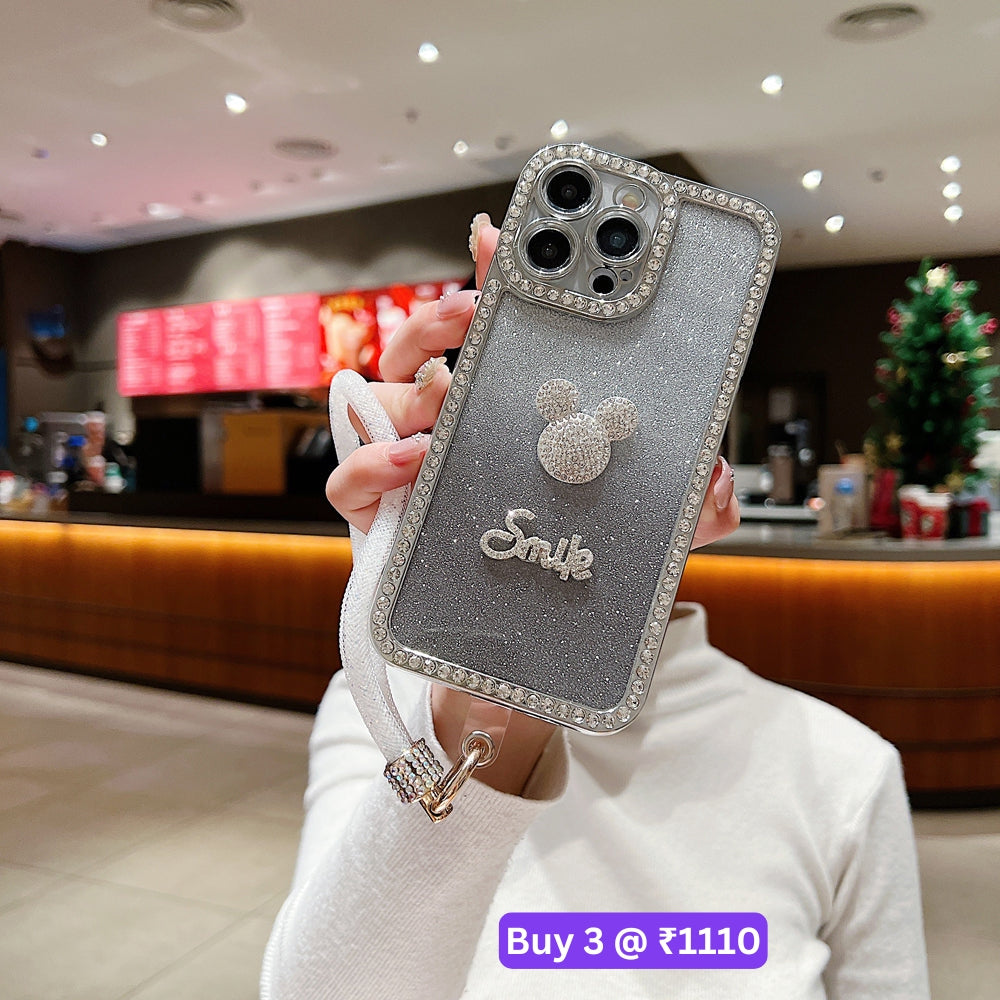 Luxury Design Glittery Cartoon Diamond Border Phone Case with Bracelet - iPhone 15 Pro Max