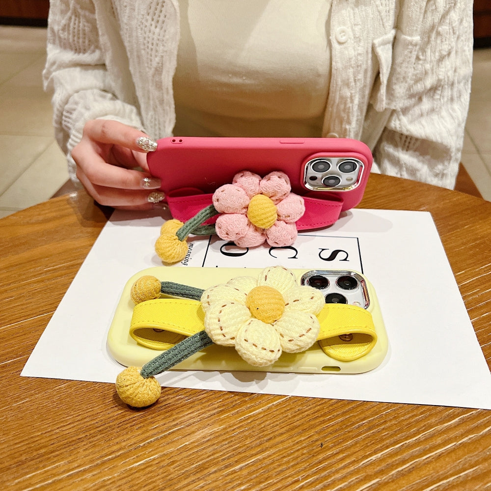 Silicone Metal Ring Flower Wrist Strap Holder Phone Case - iPhone 14 Pro