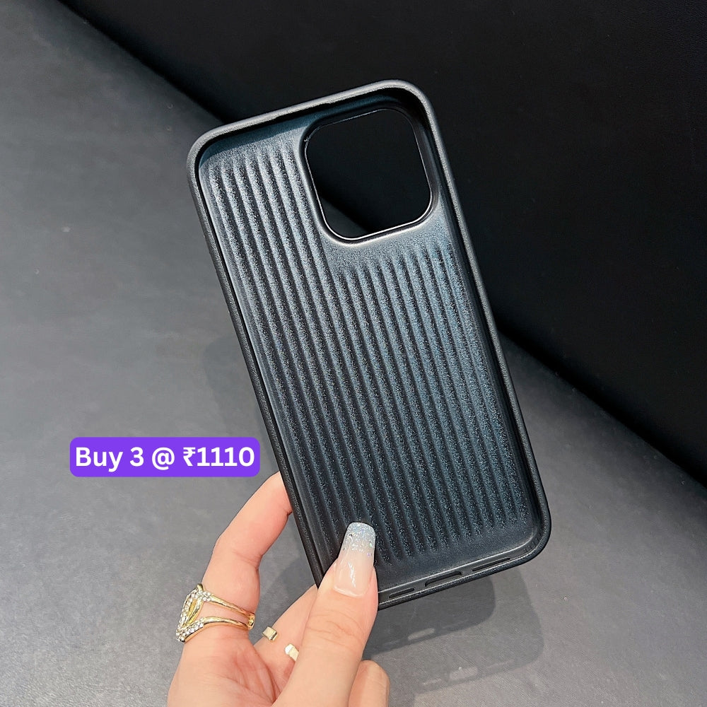 Metal Lens Frame Magnetic Wireless PC (Hard) Phone Case - iPhone 15 Pro Max