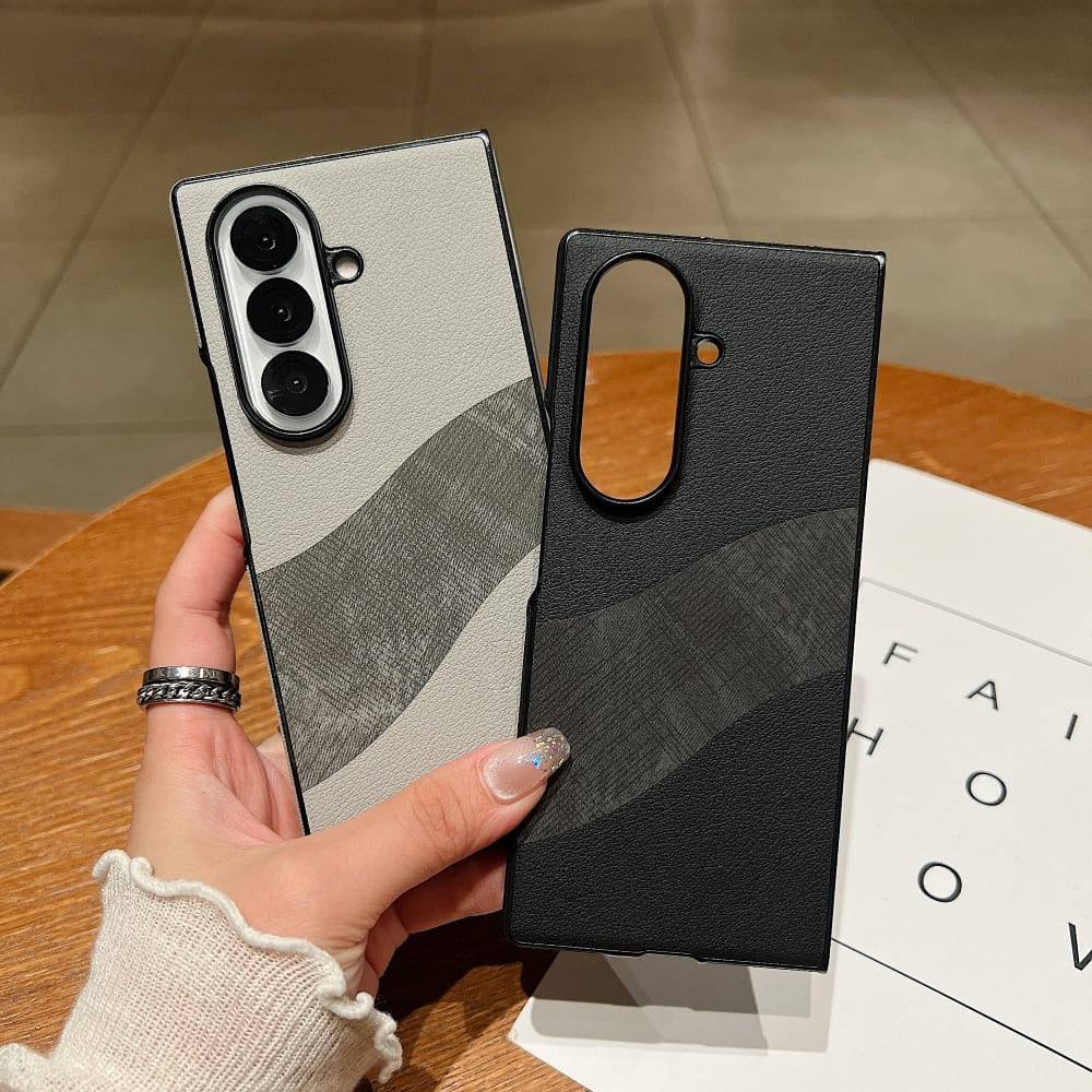 Fine Line Leather Wave Phone Case