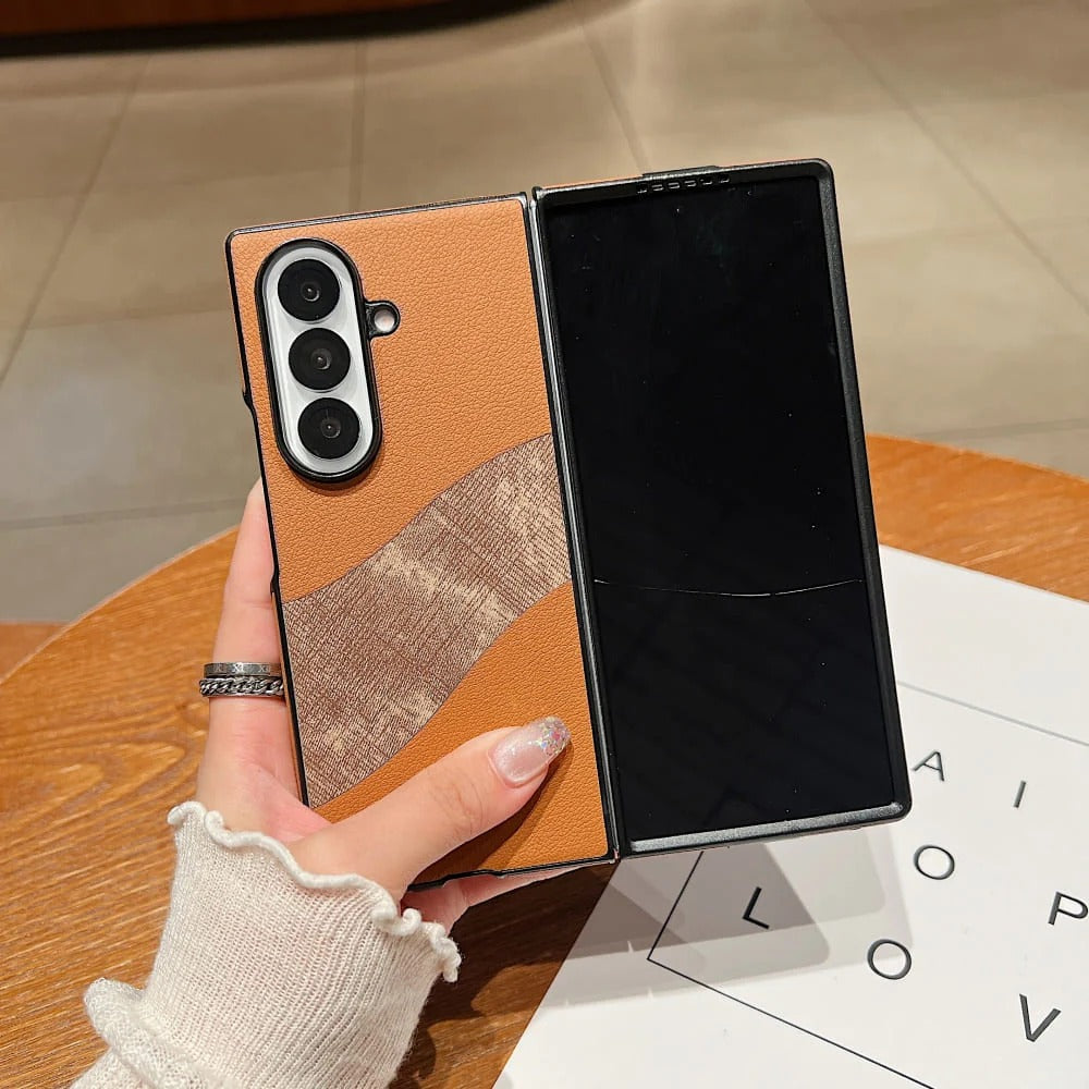 Fine Line Leather Wave Phone Case
