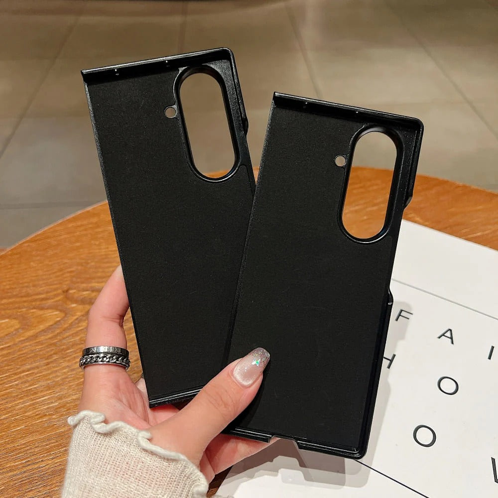 Fine Line Leather Wave Phone Case