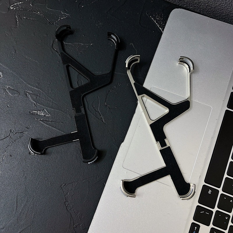 Geometric Metal Phone Case with Bracket Stand