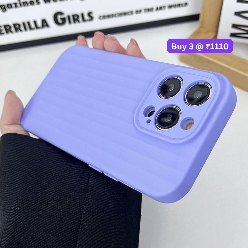 Premium Stripe Silicone Camera Protection Cover - iPhone 15 Plus