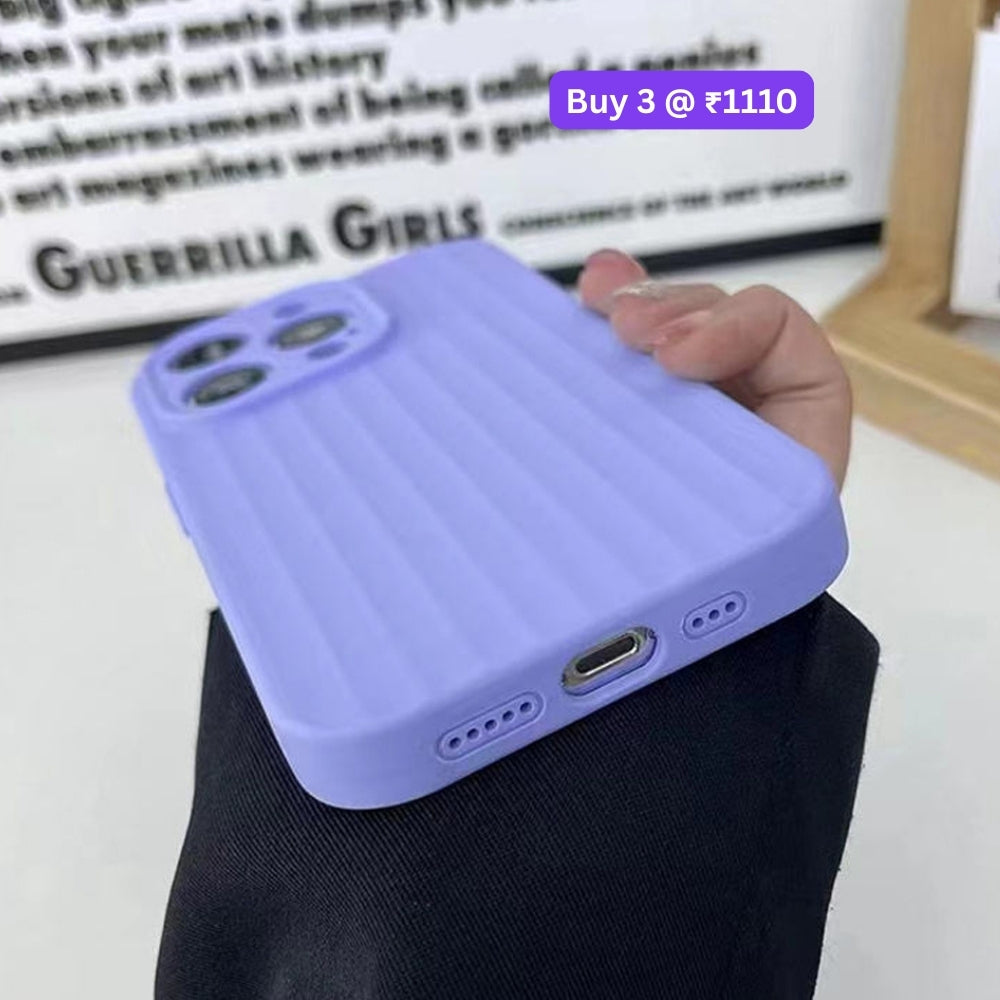 Premium Stripe Silicone Camera Protection Cover - iPhone 15 Plus