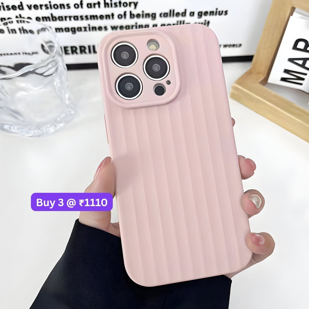 Premium Stripe Silicone Camera Protection Cover - iPhone 15 Plus