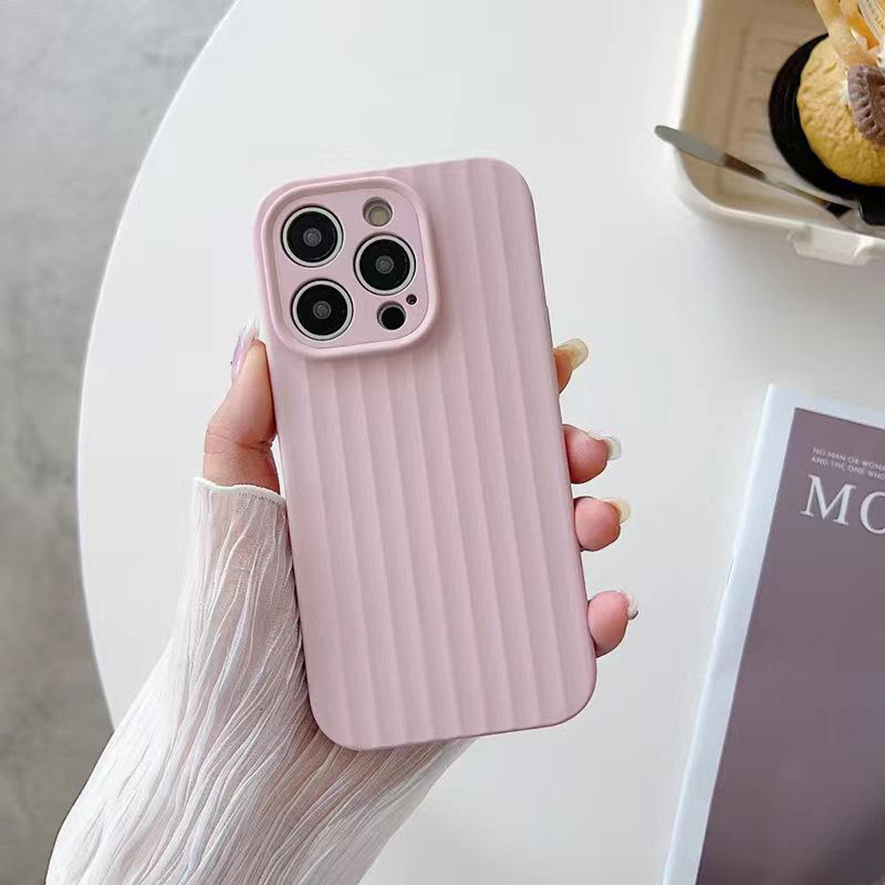 Premium Stripe Silicone Camera Protection Cover - iPhone 14 Plus