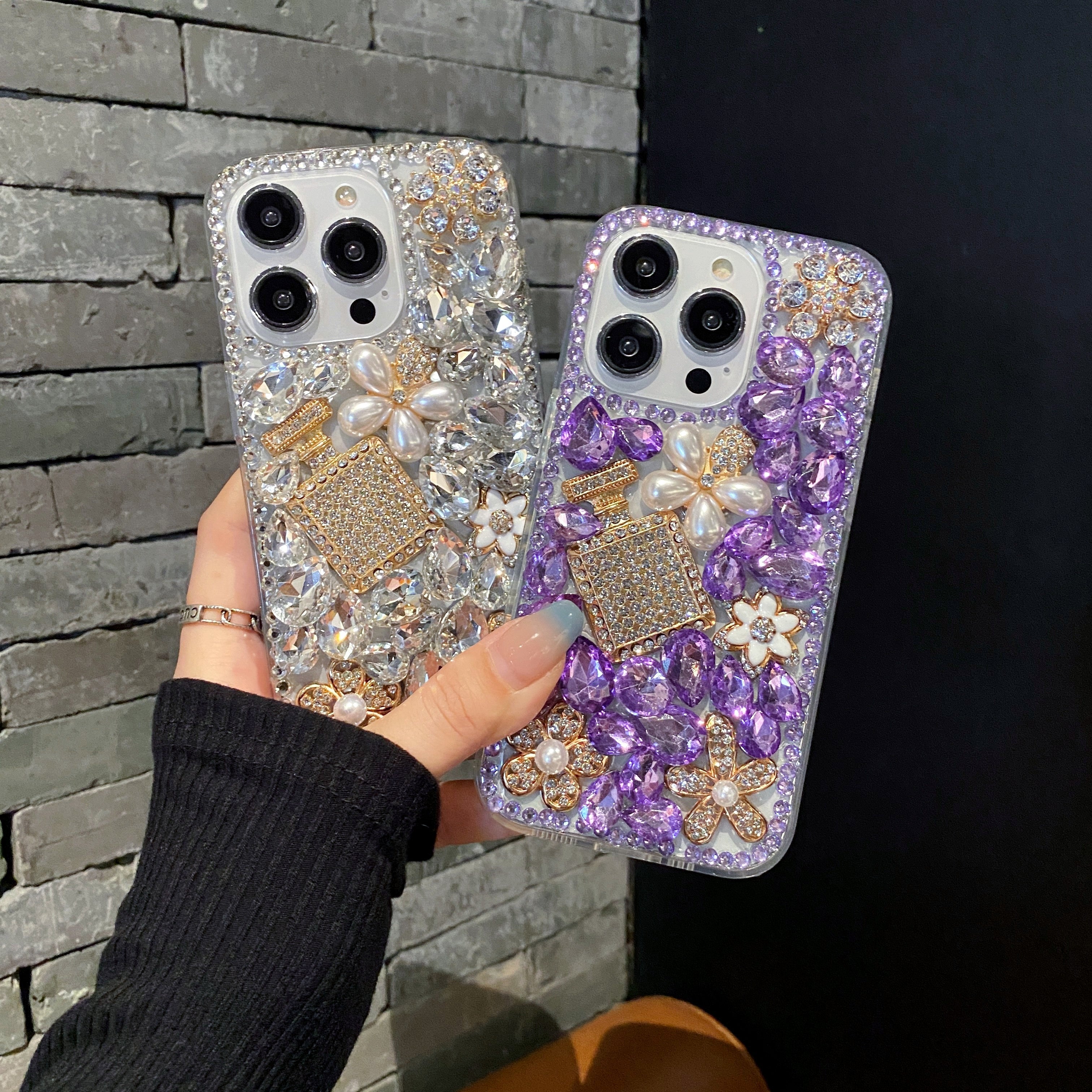 Handmade Crystal Pearl And Floral Plating Anti-fall Case - iPhone 15 Plus